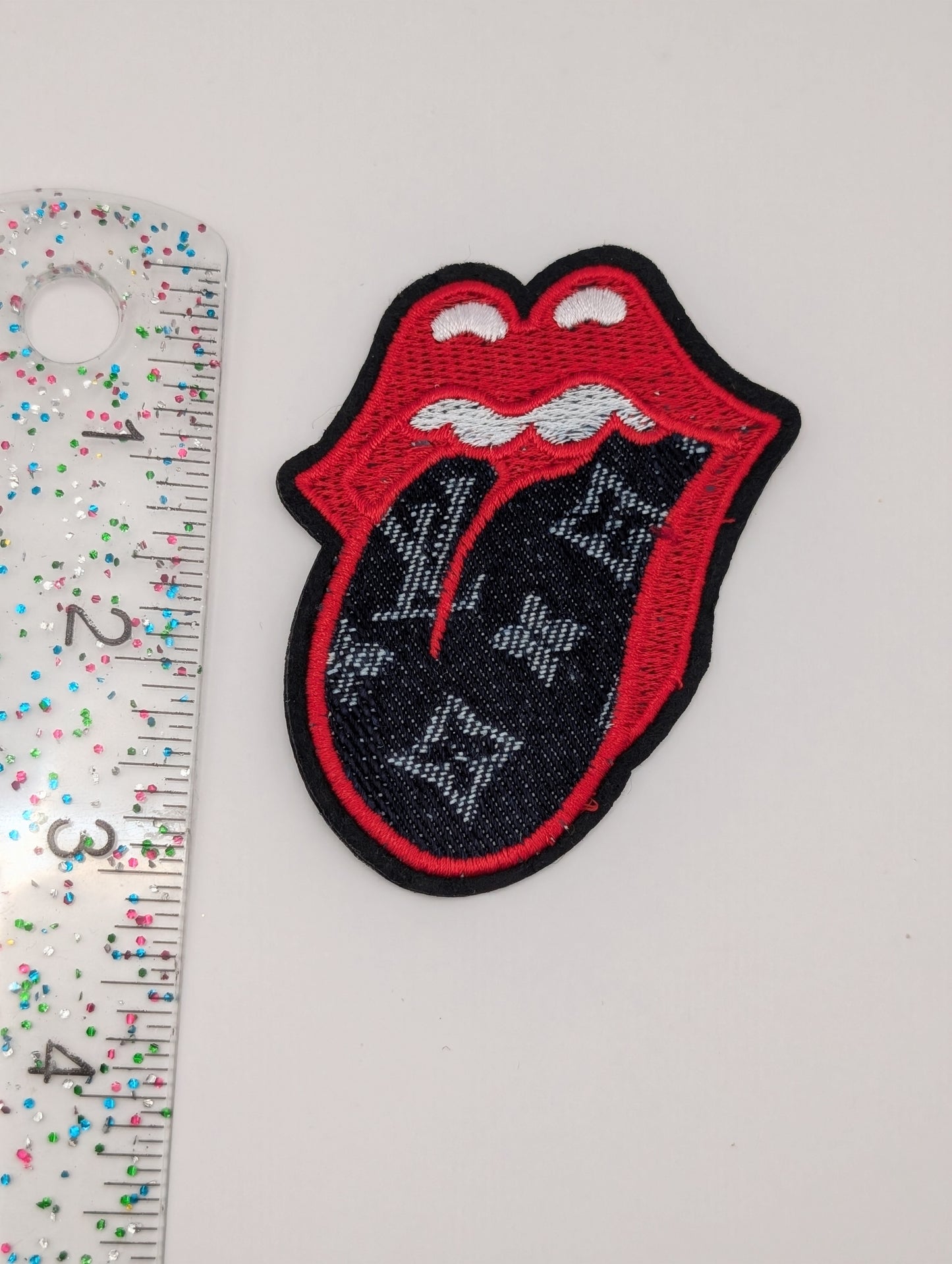 Big Mouth - D sign Tongue