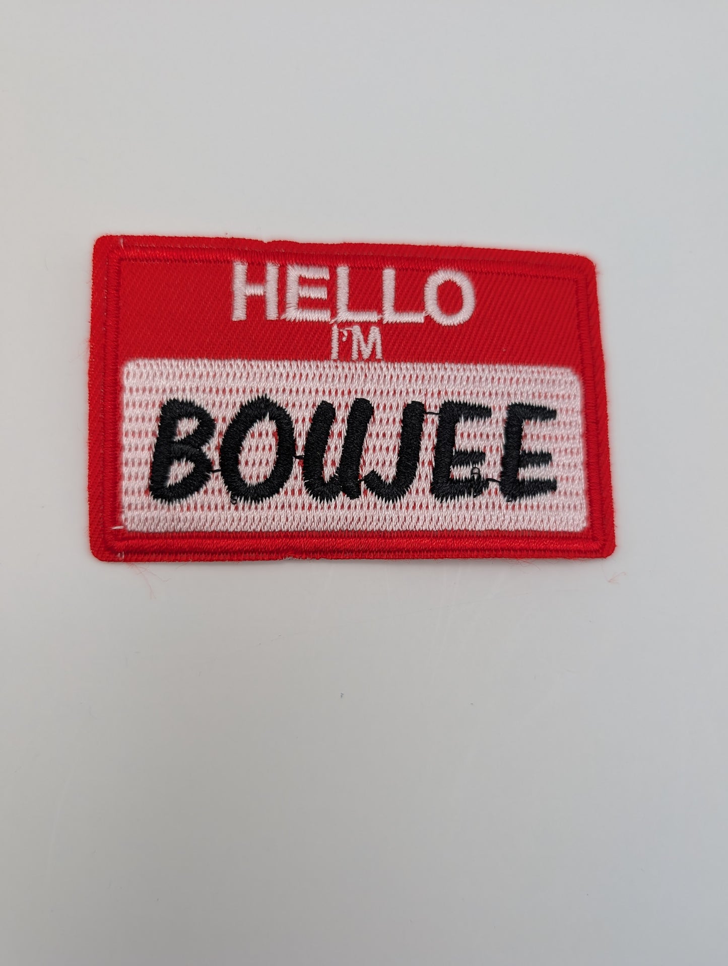 HELLO I'M ...